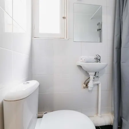 Calme Montmartre - 18 - 2p - Flat-guest * Παρίσι