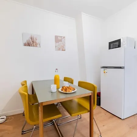Calme Montmartre - 18 - 2p - Flat-guest Apartment *
